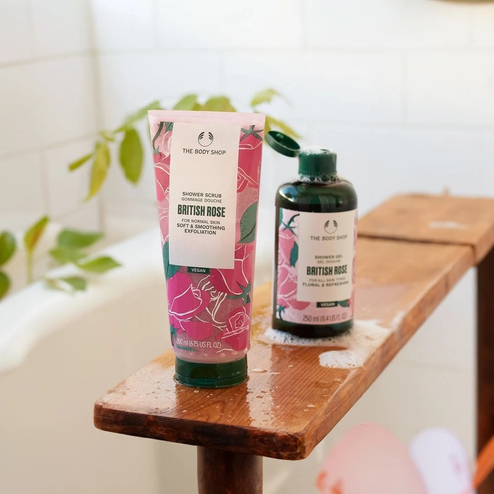 The Body Shop British Rose Shower Scurb (200 ml) - imagine 3